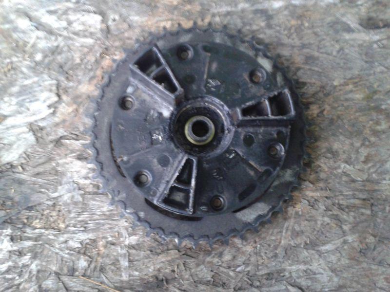 98-99 yamaha fzr600r rear wheel hub & 45t sprocket fzr