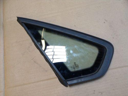 12 13 2012  vw passat 4dr sedan left rear quarter glass window oem