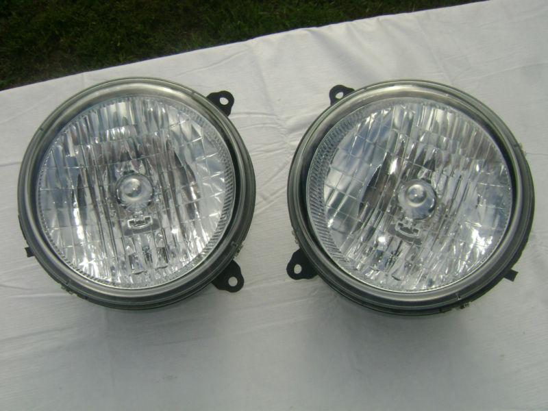 03 04 jeep liberty headlamps pair rh/lh side oem used 55155808ab/55155809ab