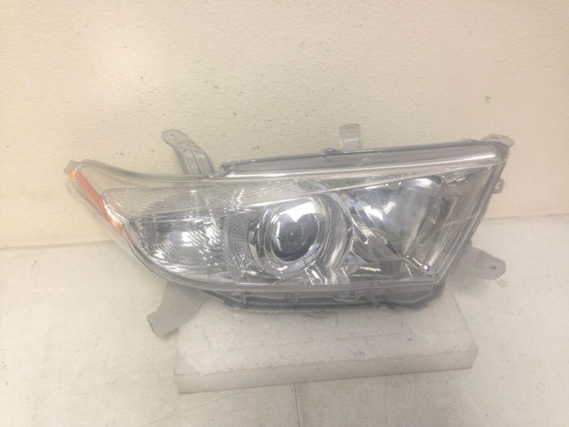 2011 11 2012 12 2013 13 toyota highlander right rh side oem headlight 5705