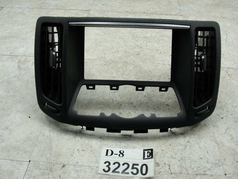 2007 g35 sedan center console air ac heater vent grill display screen bezel trim