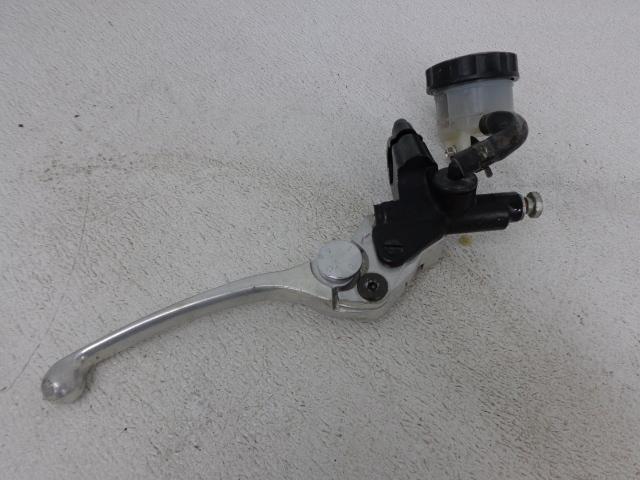 2005 triumph sprint 1050 front brake master cylinder