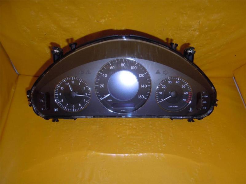 03 05 mercedes e-class e320 e500 speedometer instrument cluster panel 103,566