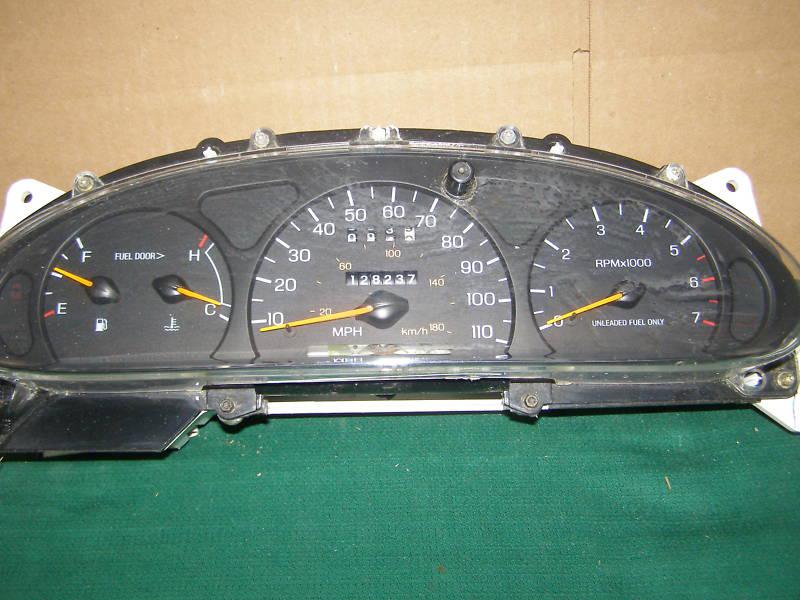 1996 1997 mercury sable  1996 1997 ford taurus speedometer cluster 129k