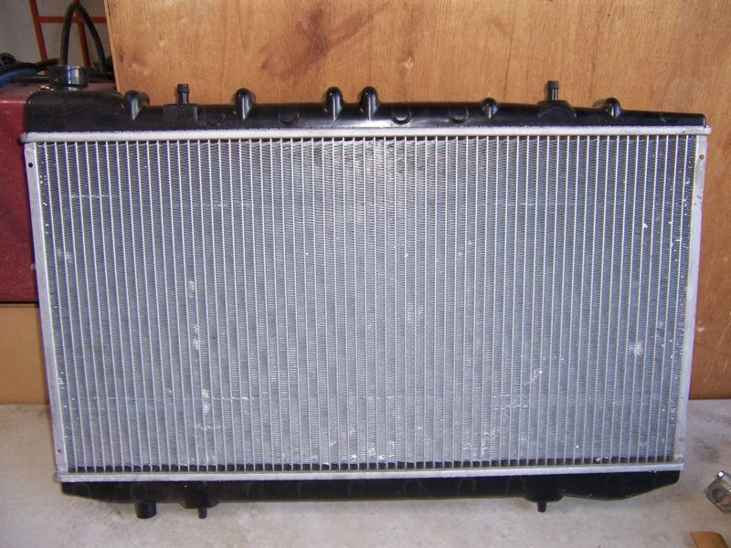 Brandon's 91-96 infiniti g20 new radiator: csf 2456