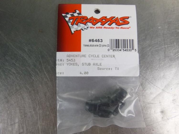 Traxxas 5453 yokes stub axle revo e-revo