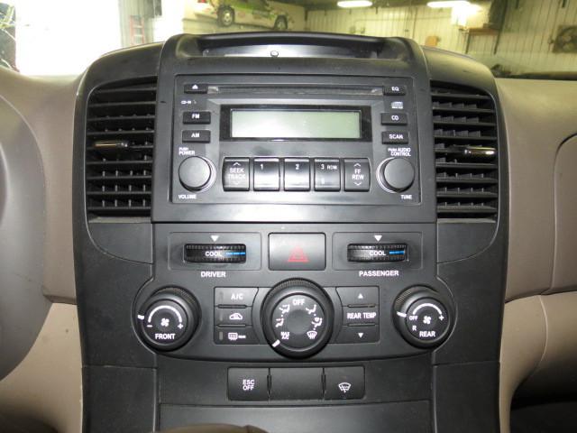 2008 kia sedona radio trim dash bezel 2627759