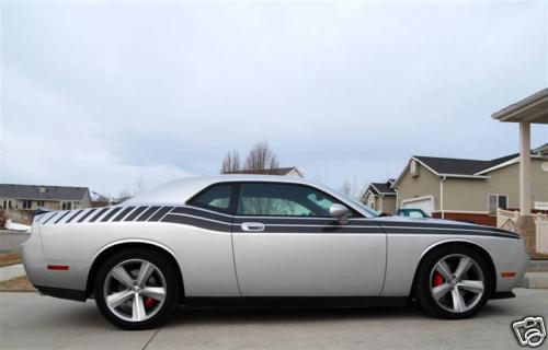 08-10 dodge challenger dual side stripes with strobe 