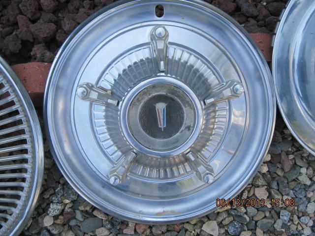 60s 70s plymouth hubcap custom rat rod savoy fury