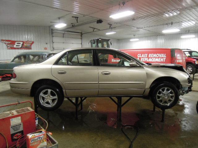 2000 buick regal front door right 2261128