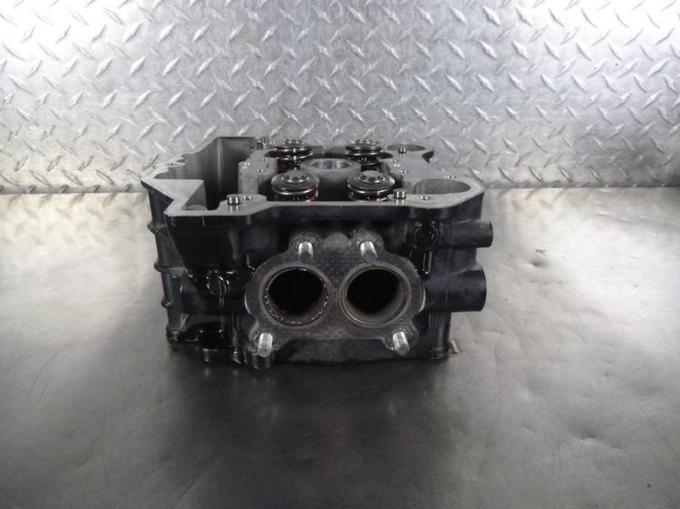 Buell 1125 cr r front motor engine cylinder head