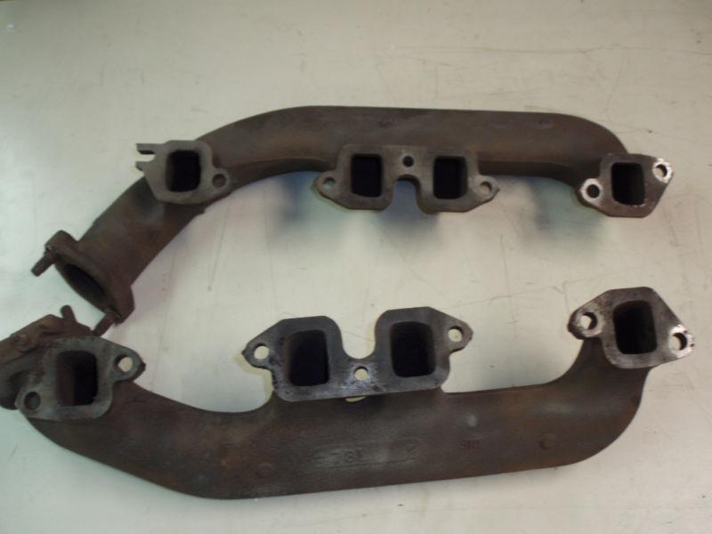 Lincoln 1956 exhaust manifold 368 cid left and right ecu 9430 and 9431 