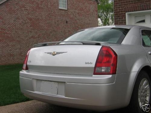 2005 2006 2007 chrysler 300 spoiler - custom style