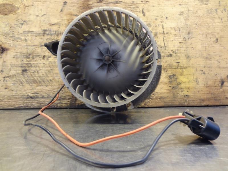 88 89 mustang blower motor assm  208258