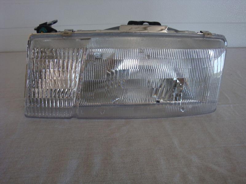 Nos oem chevrolet cavalier z24 head lamp light  1991 92 93  94 left