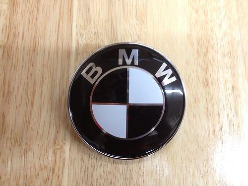 Black and white bmw hood/trunk badge emblem e28 e30 e34 e36 e38 e39 e46 e53 82mm