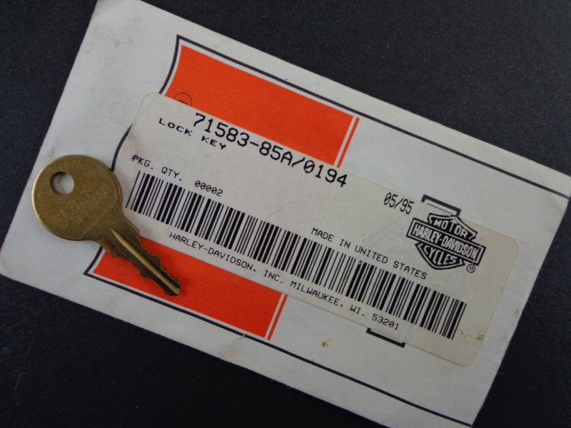 Harley davidson lock key 71583-85a 0194