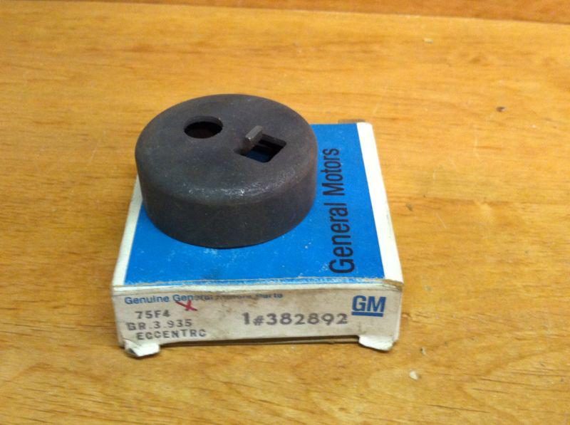 Nos genuine gm 382892 oldsmobile fuel pump eccentric 8 cyl rare