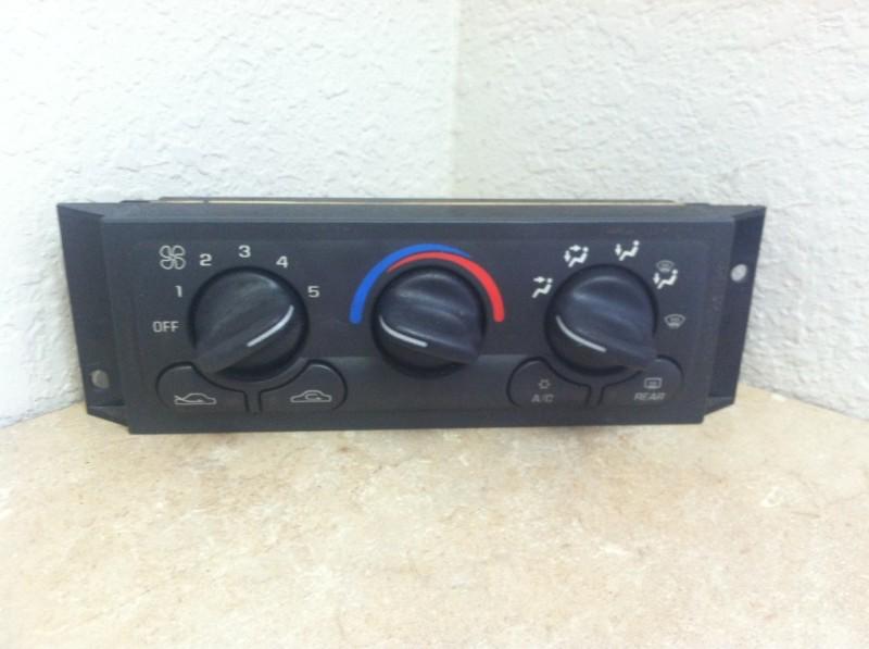 97 98 99 chevy venture temperature control dash mtd cont w/rr def 30393