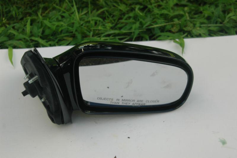 Gm 22679823 - right outside rearview mirror