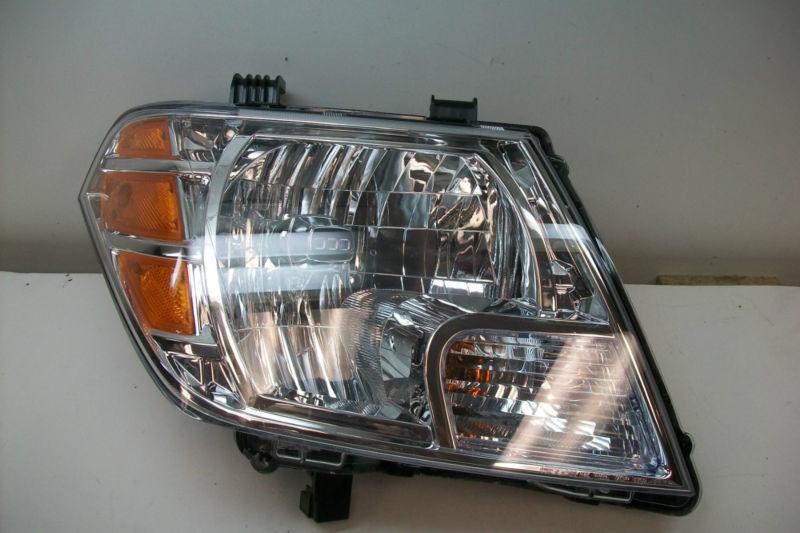 Dc31027  nissan pathfinder frontier 2008- 2012 right passenger side headlight