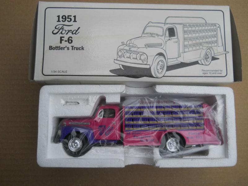 1951 ford f - 6 bottler's truck  first gear die-cast  model 1/34 scale