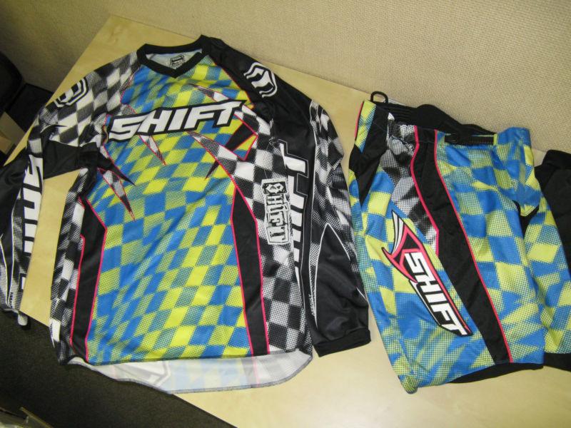 Shift motocross pants + jersey set - blue yelo fusion - 32" waist + large jersey