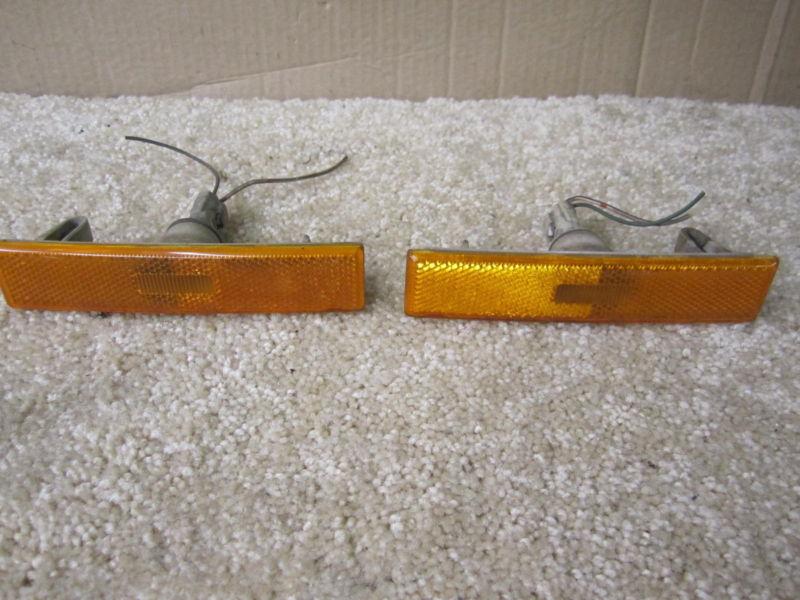 Toyota celica 86-89 toyota supra 86-92 front side marker light set rh & lh oe