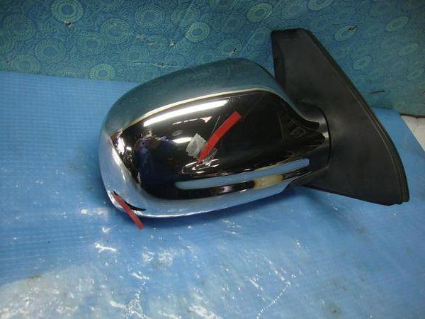 Daihatsu mira 2000 right side mirror assembly [6513500]