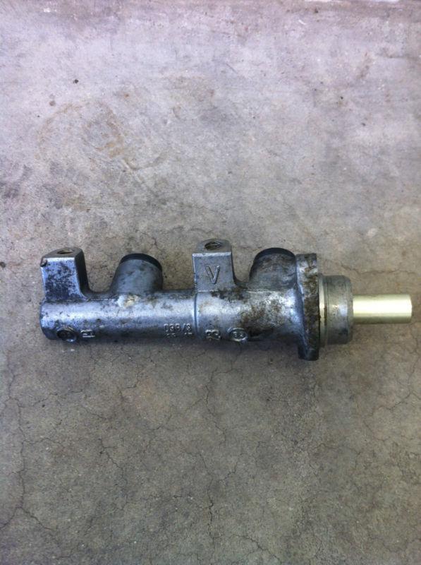 Brake master cylinder 1979 porsche 944