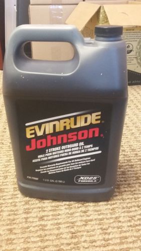 Evinrude johnson 2 stroke outboard engine oil
