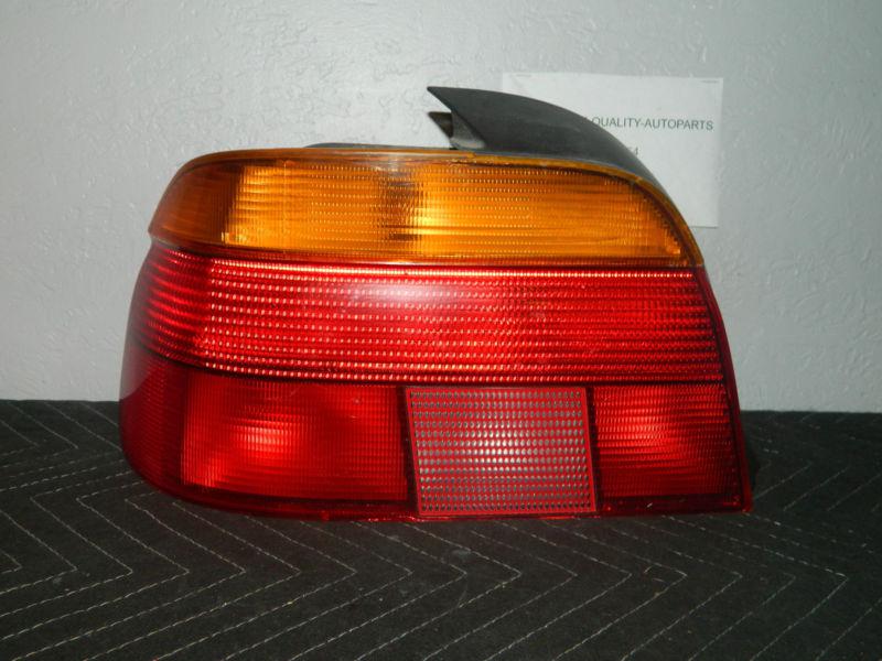 Oem 1997-2000 bmw e39,528i,540i left / driver side tail light #aip2rs2t