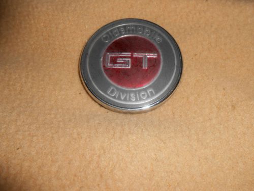 Vintage olds  gt round emblem  original part