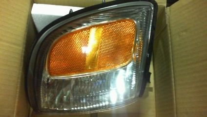 99 00 01 02 toyota 4 runner r. corner/park light parklamp/turn signal fender-mtd