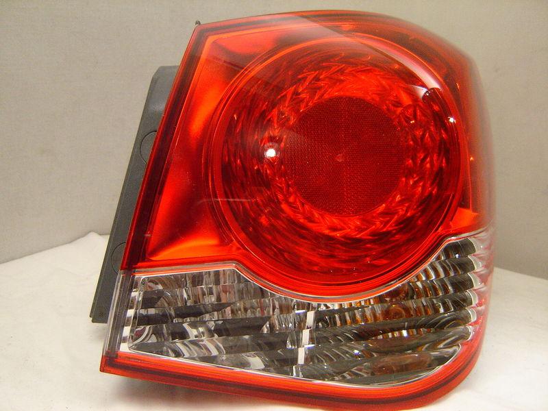 Chevrolet cruze right tail light 11 12 oem  