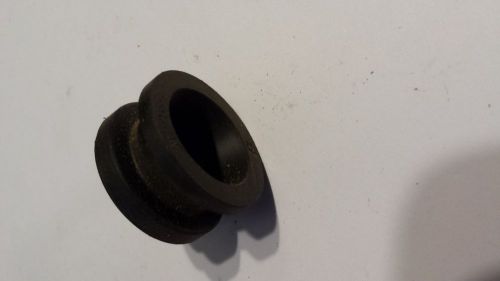 Omc johnson evinrude 0312460  312460 grommet, vintage