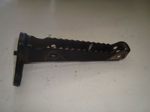 1998 yamaha yfs200  blaster   left foot peg  98