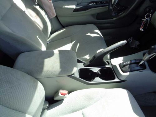 Console front floor sedan 1.5l mx hybrid fits 12 civic 391007