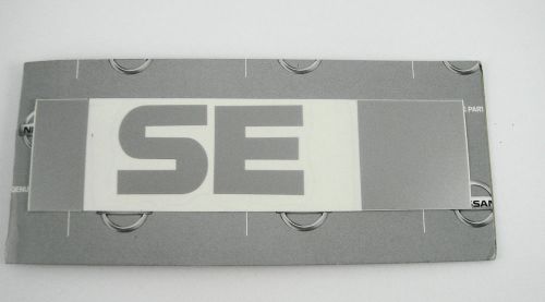 Oem genuine nissan liftgate decal &#034;se&#034; - fits 1986-1992 nissan trucks