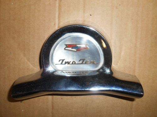 1957  chevrolet  210 steering wheel center cap