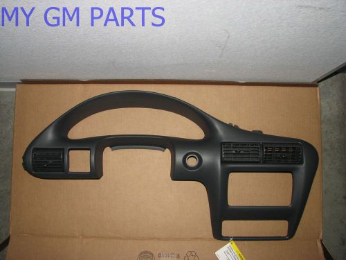 Chevy cavalier dash panel trim cover around speedometer 2000-2005 22698064