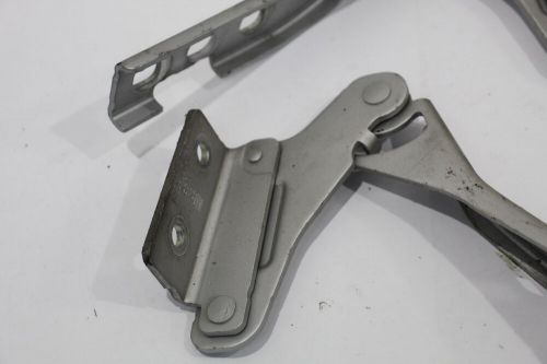 Seat exeo 3r pair bonnet hinges silver 3r0823301a 3r0823302a