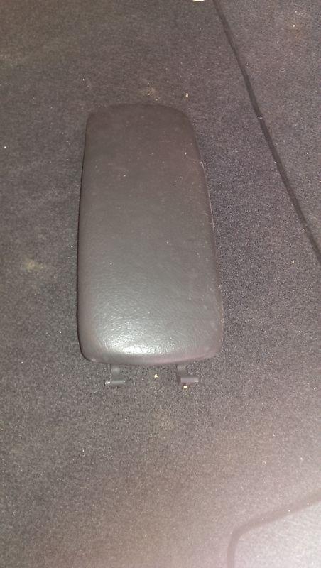 1998 98-01 audi a6 console armrest