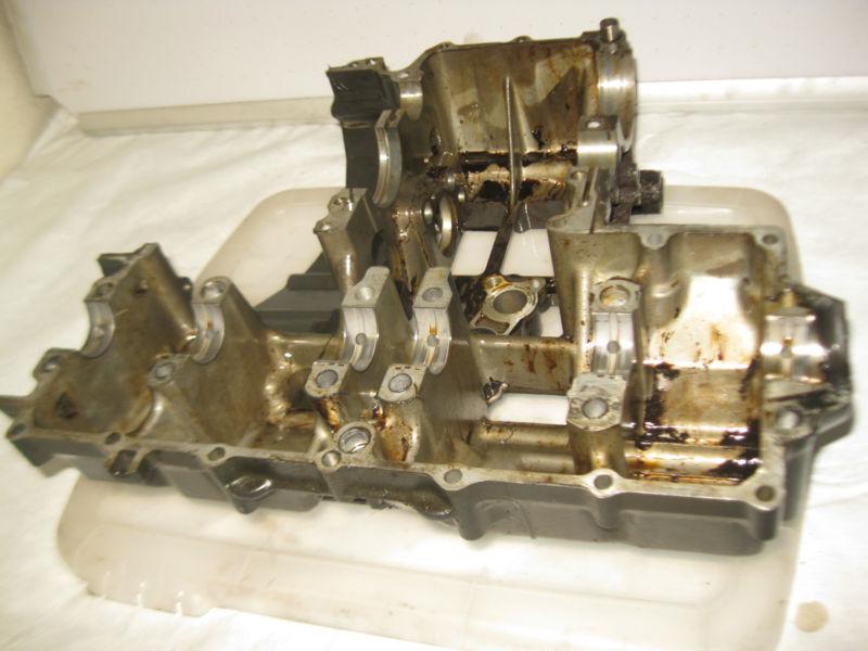 Suzuki 1994 rf900 r rf 900 engine lower end bottom case