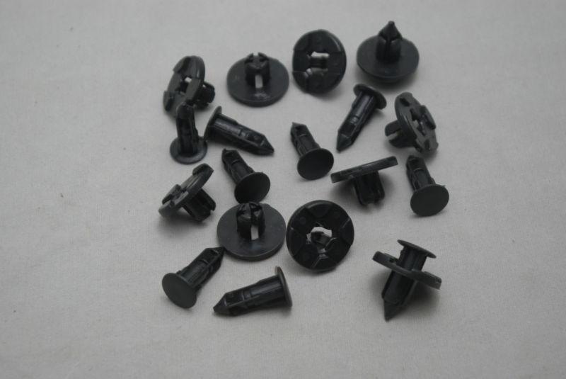 25 x bumper push clips plastic rivet fastener for nissan 350z infiniti g35 fx35