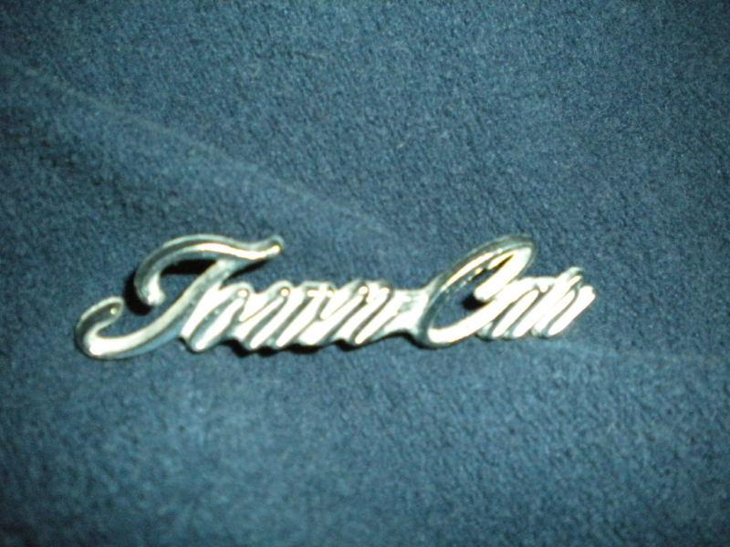 1980s lincoln town car chrome metal emblem