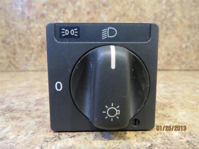 Volvo c70 1998 1999 2000-2004 s70v70 1998 1999 2000 headlight switch