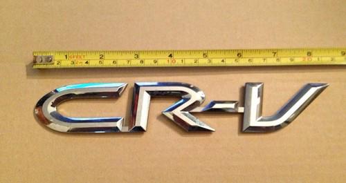 Used genuine oem rear "cr-v" emblem for 2002-2006 cr-v models 75722-s9a-000