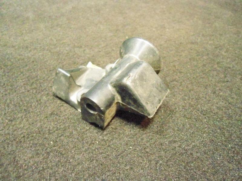 Mercury #85651 cowl hinge housing,port 1976-80/82-94 135-250hp mariner # 5