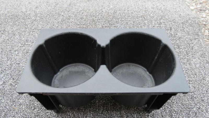 02-06 acura rsx type s / base center console cup holder                        d
